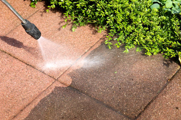 Why Choose Our Certified Pressure Washing Experts for Your Project Needs in Pleasant Hill, MO?